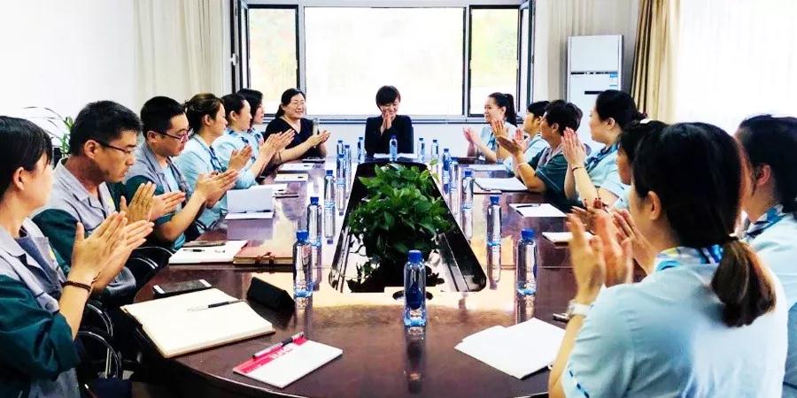 提升專業(yè)能力，提高服務(wù)水平，塑造服務(wù)品牌