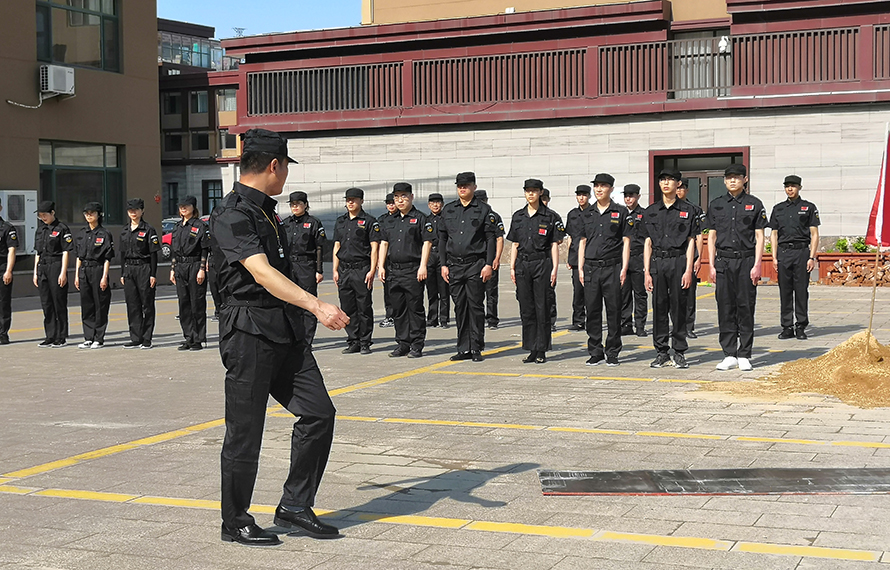 響應(yīng)集團(tuán)號(hào)召，尚美愛(ài)琴海酒店引入軍事化管理團(tuán)隊(duì)