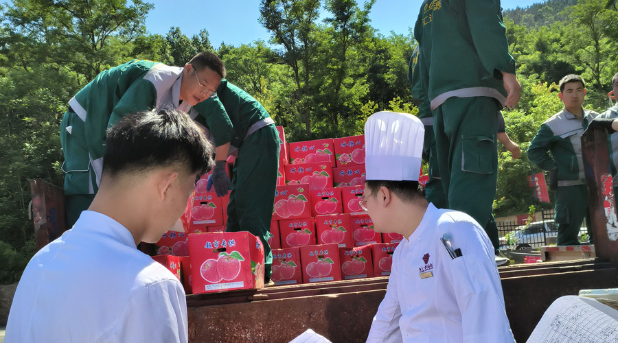 溫情端午，心系員工——匯通集團為員工發(fā)放端午節(jié)福利
